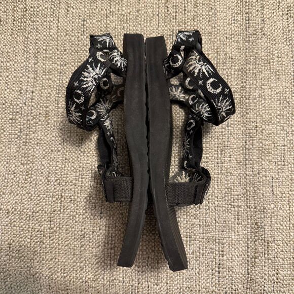 Teva Women's Monochrome Patterned Sandals - Picture 3 of 9